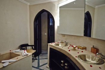 Rhoul Palace And Marrakesh
