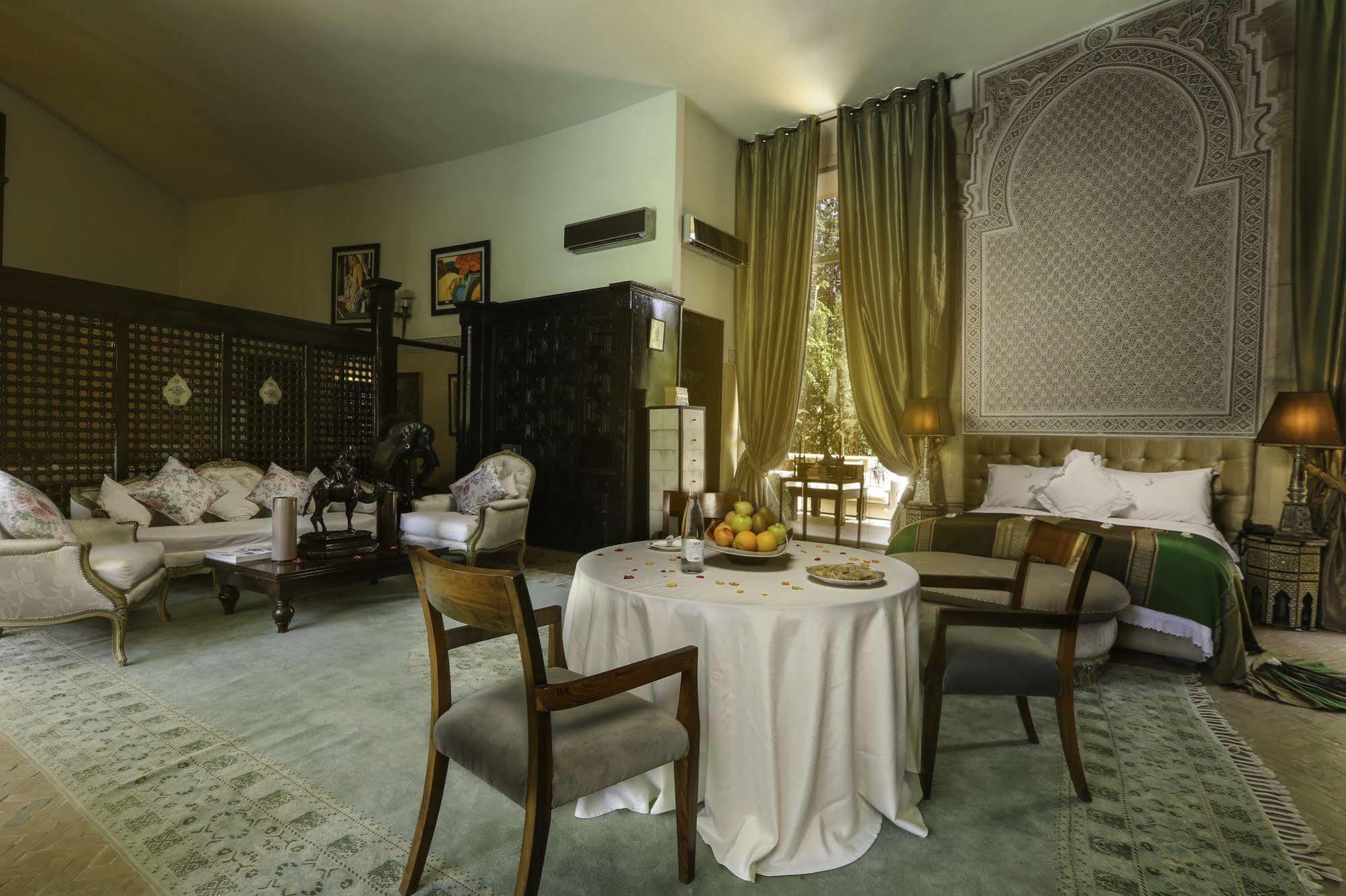 Rhoul Palace And